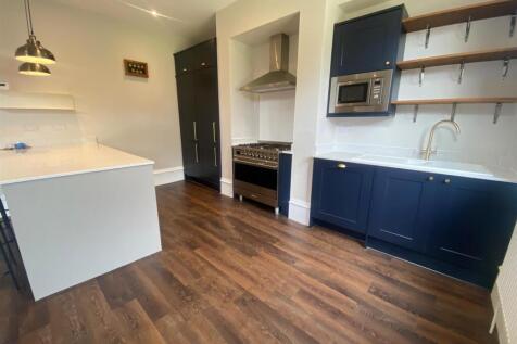 Dining kitchen