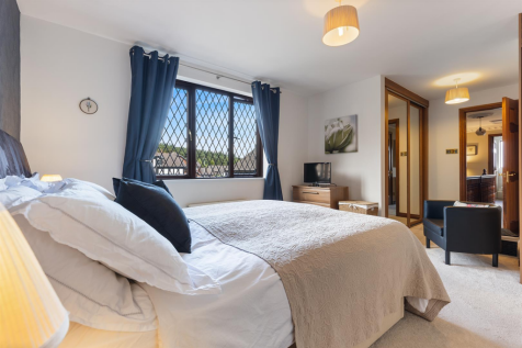 29 Ganton Way, Fixby 38_297.png
