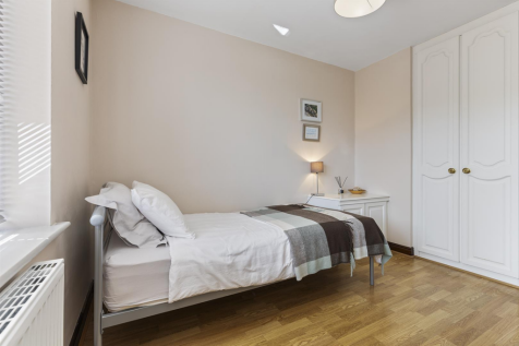 29 Ganton Way, Fixby 31_297.png