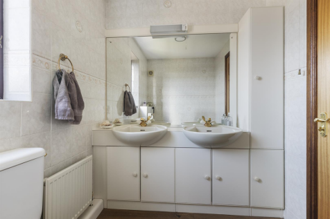 29 Ganton Way, Fixby 32_297.png