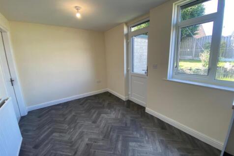 DINING AREA.jpg