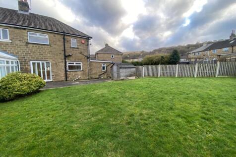 BACK GARDEN 2.jpg