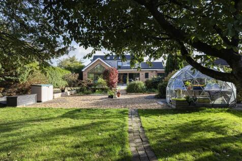 Bramleys Estate Agents - Cumberland Avenue - Fixby