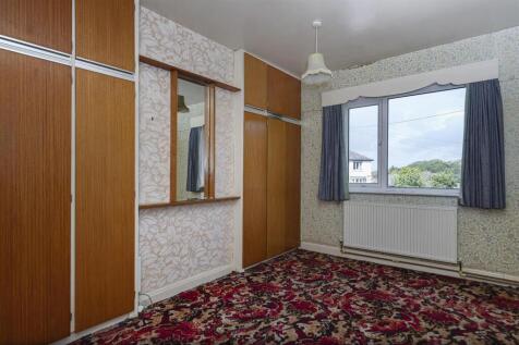 Bramleys Estate Agents - The Crescent - New Mill (