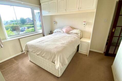 bedroom at ground floor 1.jpg