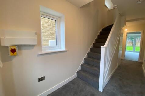 HALLWAY 1.jpg