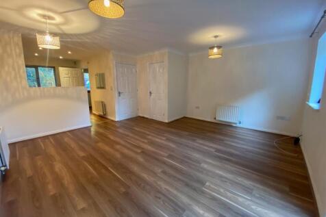 DINING AREA 1.jpg