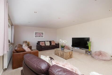 Bramleys Estate Agents - Acorn Croft - Fenay Bridg