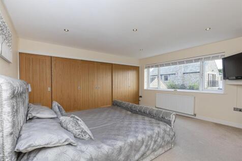 Bramleys Estate Agents - Acorn Croft - Fenay Bridg