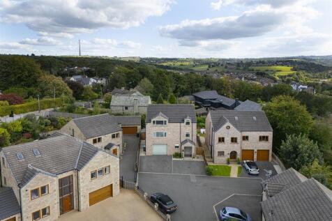 Bramleys Estate Agents - Acorn Croft - Fenay Bridg