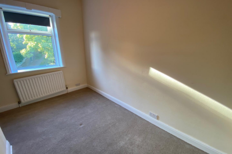 BEDROOM 1.png