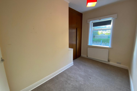BEDROOM 2.png