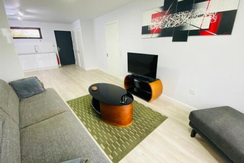 open plan living area.jpg