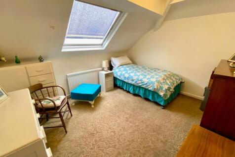 bedroom 3.jpg