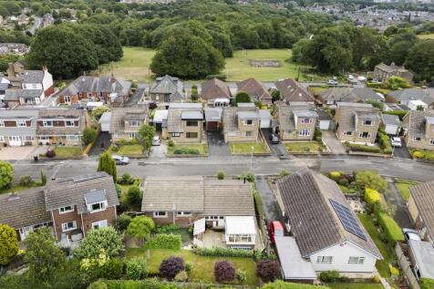 Bramleys Estate Agents - Gleneagles Way - Fixby (5