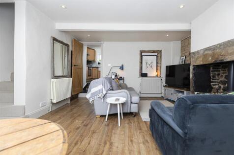 Bramleys Estate Agents - Abbey Road - Shepley (10)