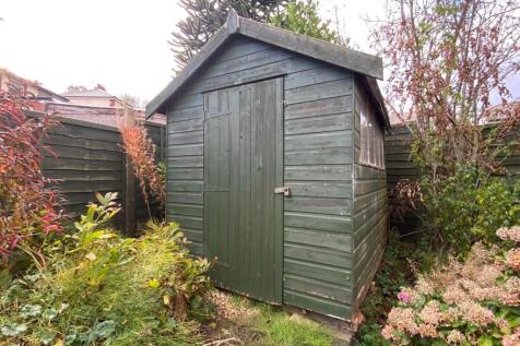 shed at rear.jpg