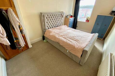 Bramleys Estate Agents - Halifax Old Road - Birkby