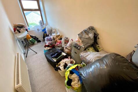 Bramleys Estate Agents - Halifax Old Road - Birkby