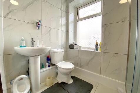 Bramleys Estate Agents - Halifax Old Road - Birkby