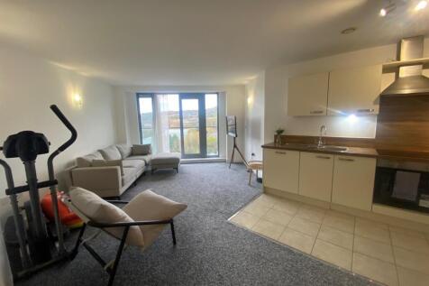 LOUNGE DINER KITCHEN.jpg