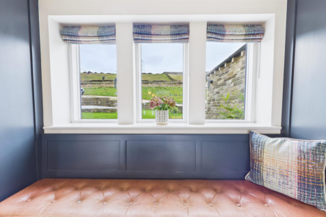 Bramleys Estate Agents - Stainland Dean - Halifax 