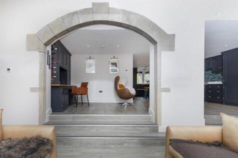 Bramleys Estate Agents - Stainland Dean - Halifax 