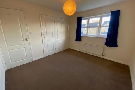 MASTER BEDROOM 1.jpg