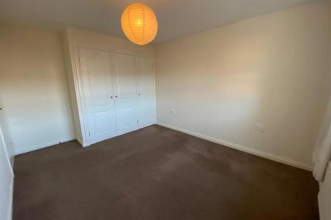 MASTER BEDROOM 2.jpg