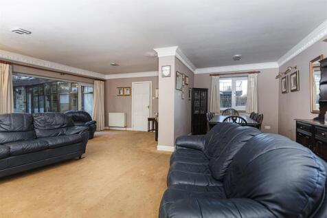 Bramleys Estate Agents - Butternab Road - Beaumont