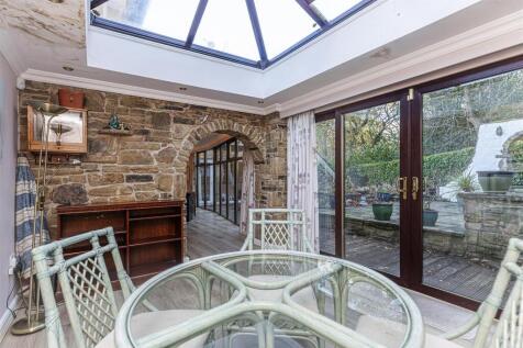 Bramleys Estate Agents - Butternab Road - Beaumont