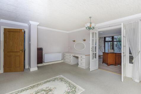 Bramleys Estate Agents - Butternab Road - Beaumont