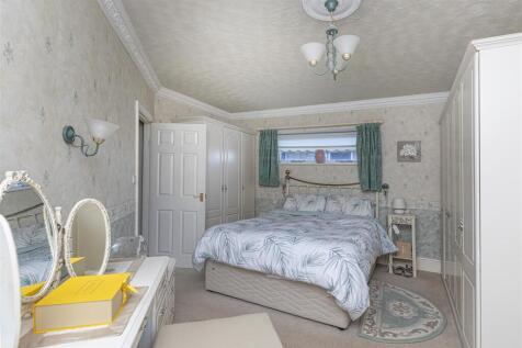 Bramleys Estate Agents - Butternab Road - Beaumont