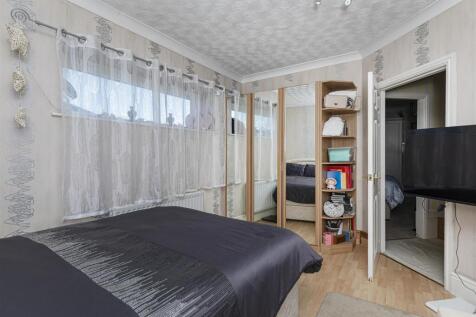 Bramleys Estate Agents - Butternab Road - Beaumont