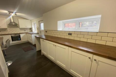 KITCHEN 5.jpg
