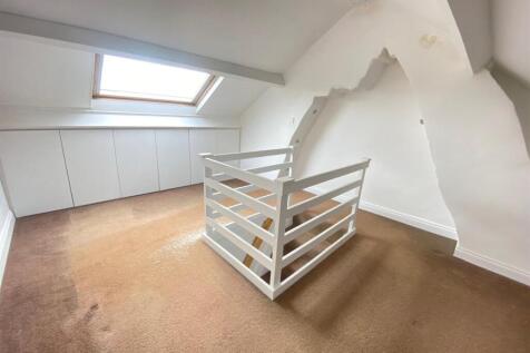 attic room.jpg