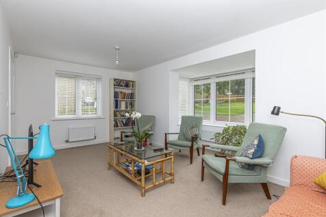 Bramleys Estate Agents - Holly Way - Honley (5).jp