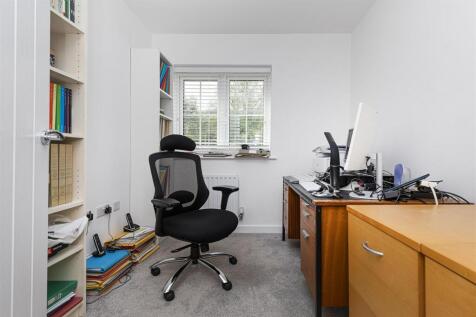 Bramleys Estate Agents - Holly Way - Honley (15).j