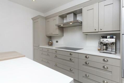 Bramleys Estate Agents - Snelsins Road - Cleckheat