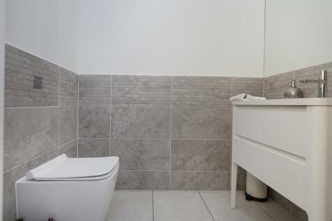 Bramleys Estate Agents - Snelsins Road - Cleckheat