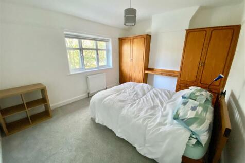 Bramleys Estate Agents - Knowl Road - Mirfield (14