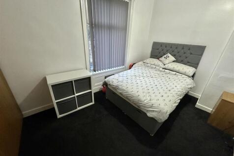 Bramleys Estate Agents - Wakefield Road - Liversed