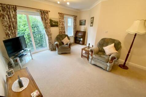 Bramleys Estate Agents - Kitson Hill - Mirfield (5
