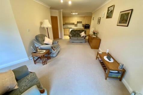 Bramleys Estate Agents - Kitson Hill - Mirfield (7