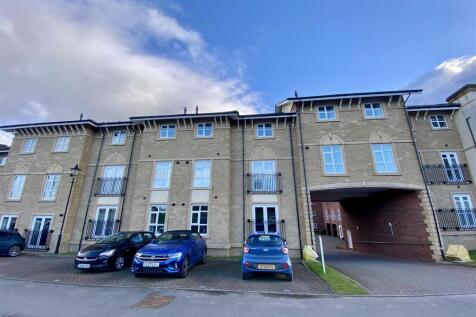 Bramleys Estate Agents - Marmaville Court - Mirfie