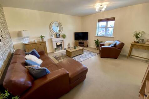 Bramleys Estate Agents - Marmaville Court - Mirfie