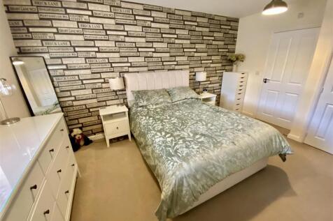 Bramleys Estate Agents - Marmaville Court - Mirfie