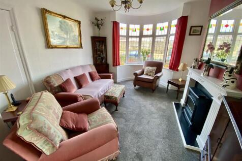 Bramleys Estate Agents - Glebe Gate - Mirfield (14