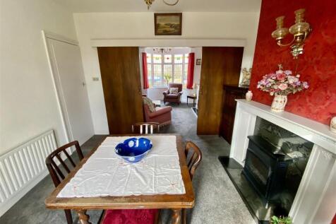 Bramleys Estate Agents - Glebe Gate - Mirfield (18