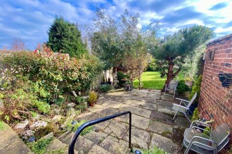 Bramleys Estate Agents - Glebe Gate - Mirfield (28